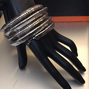 Chicos Vintage Silver Tone slinky Style Chunky gorgeous Bracelet!